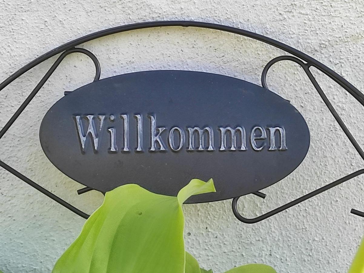 Ferienwohnung Am Hof Zwiefalten Exteriör bild
