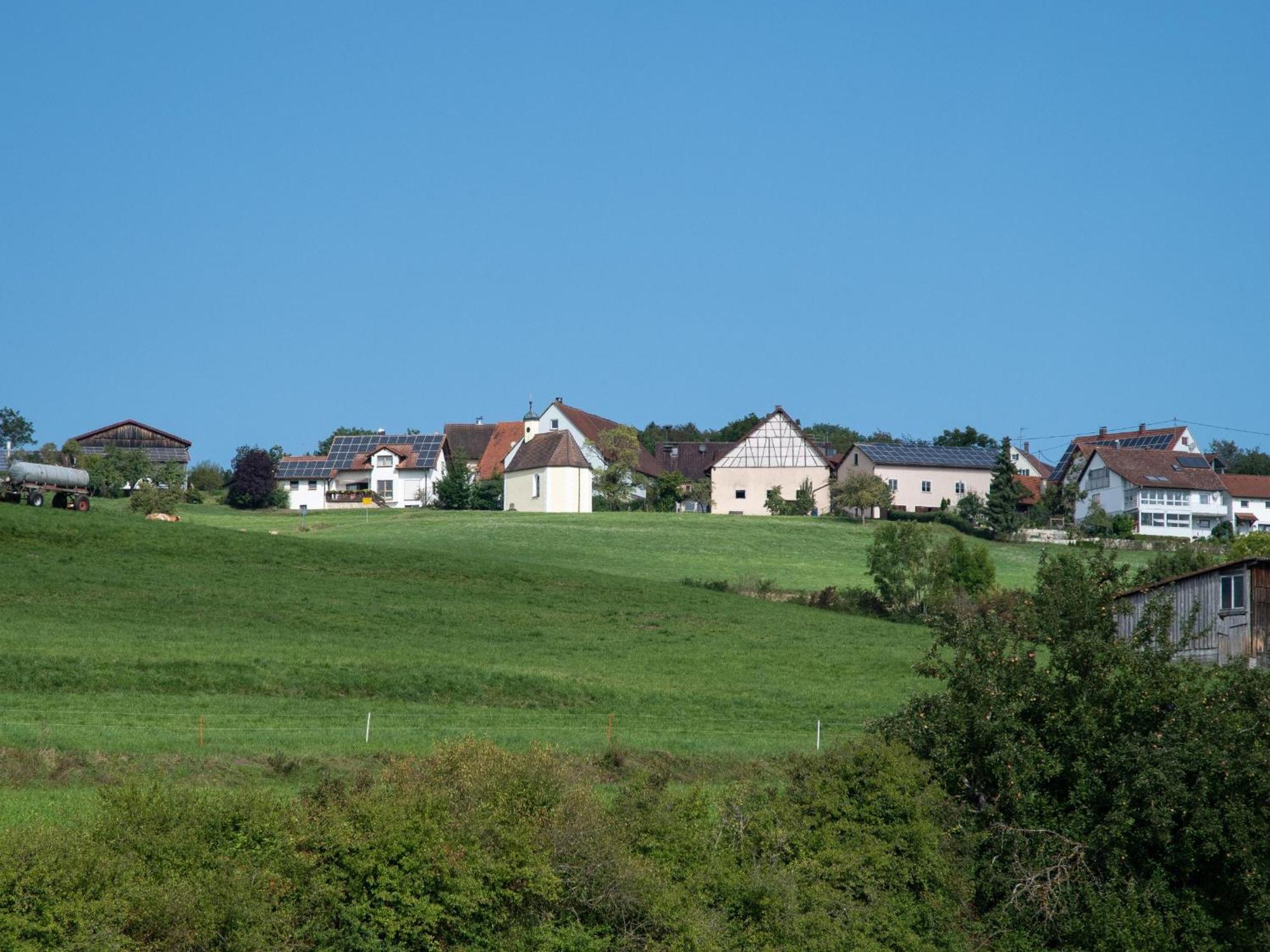 Ferienwohnung Am Hof Zwiefalten Exteriör bild